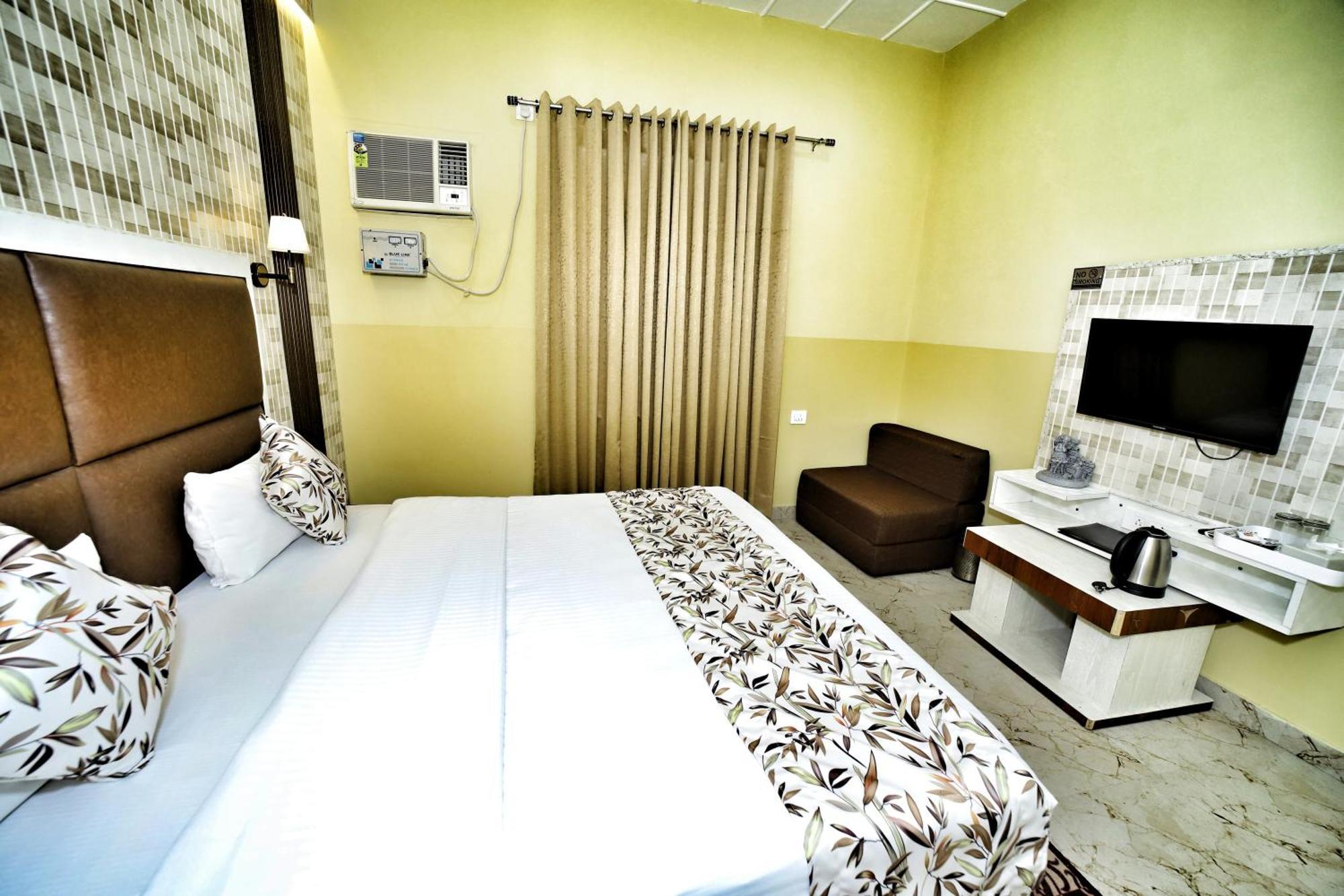 The Orchid Retreat Apartment Agra  Bagian luar foto